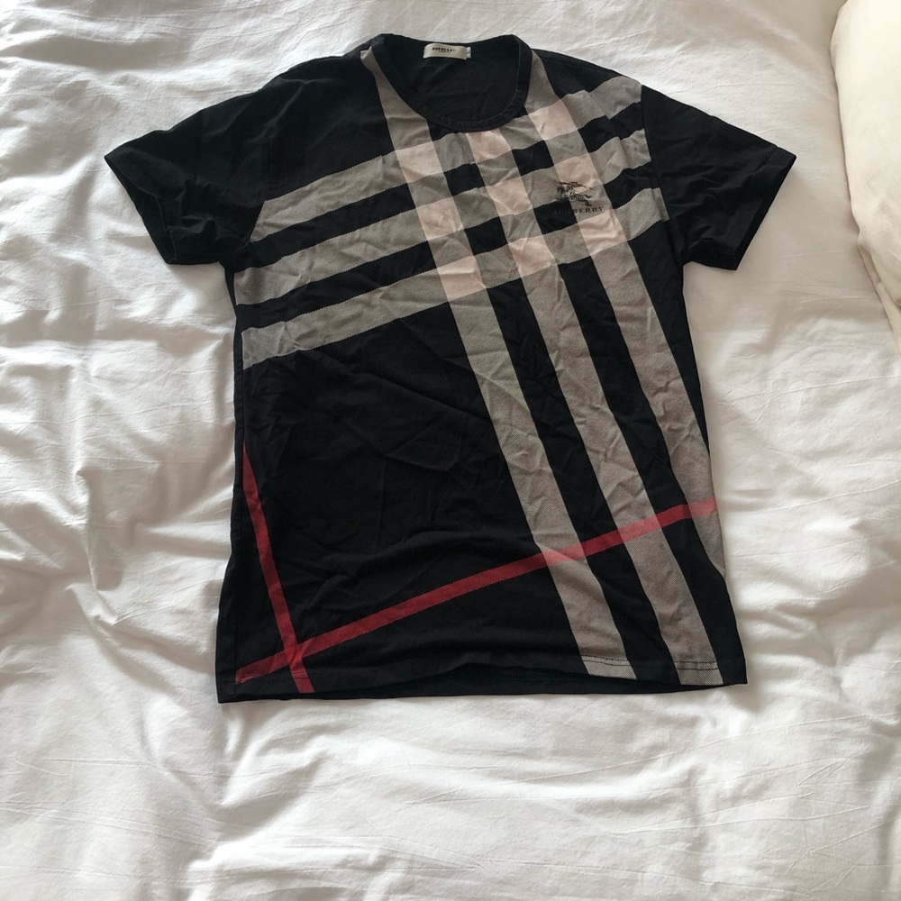 Bootleg Burberry shirt